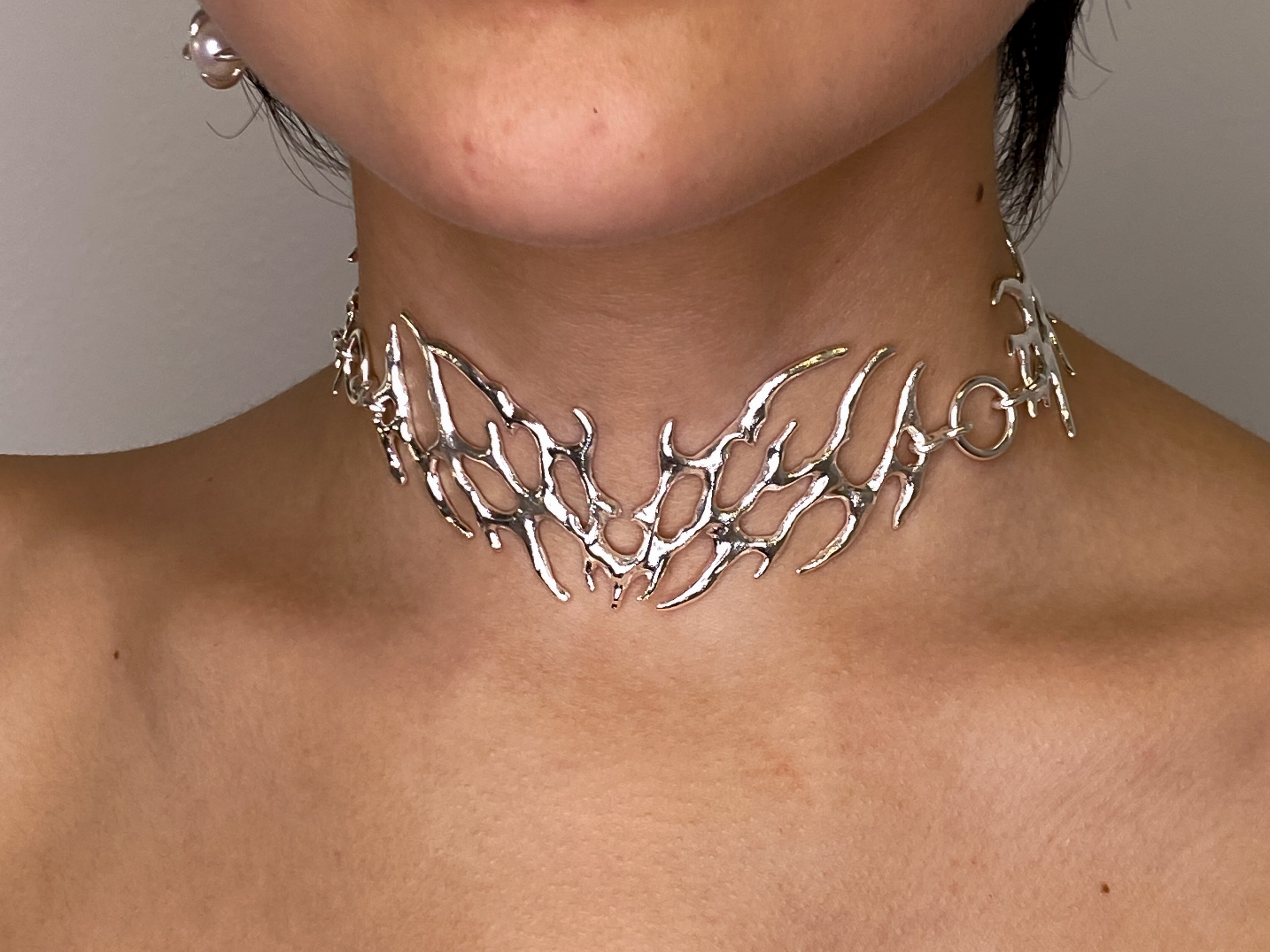 Cyberia Choker