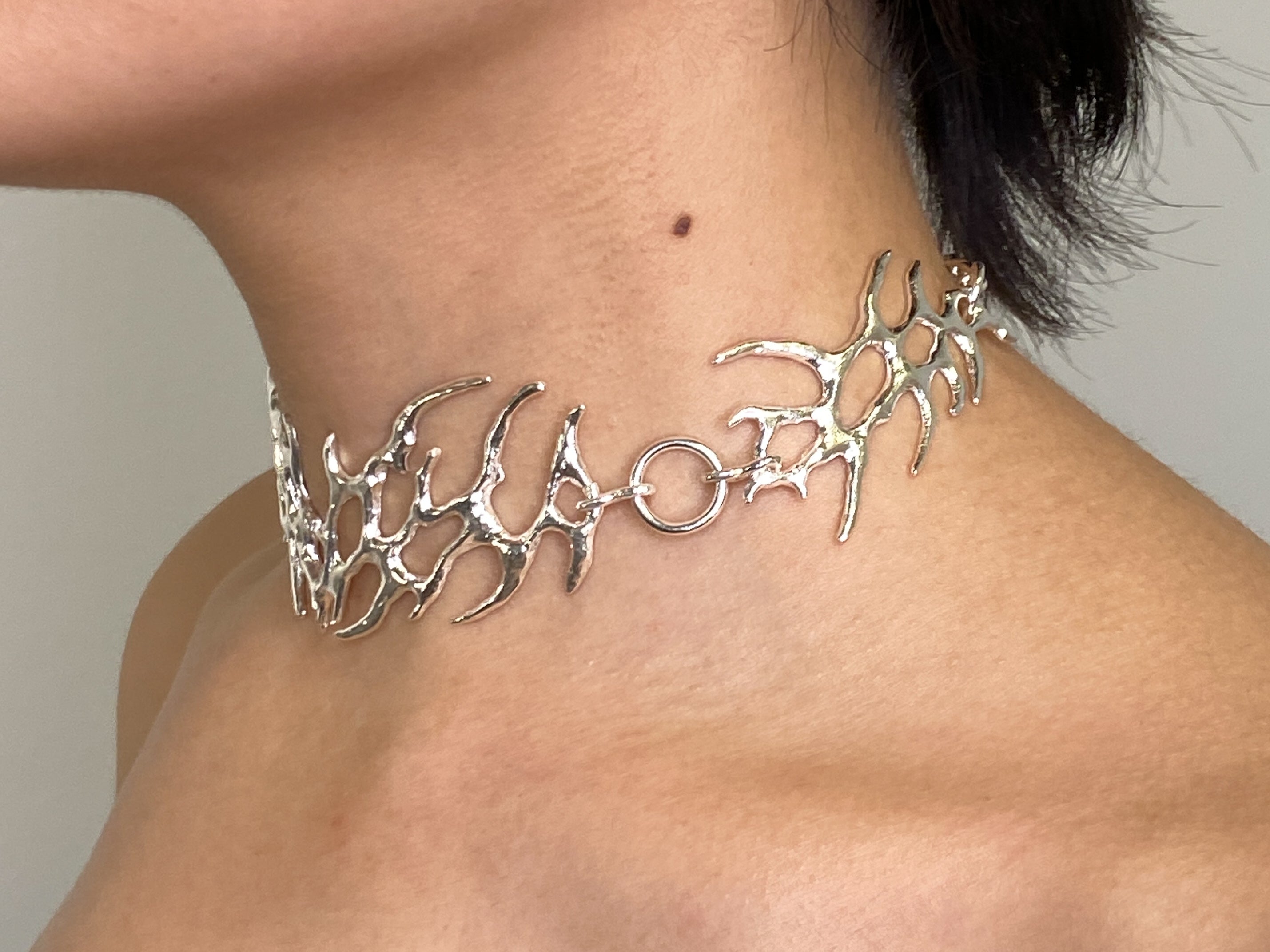 Cyberia Choker